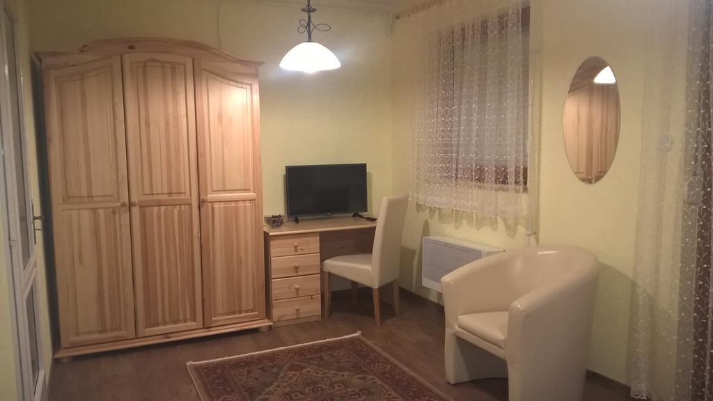 Pongracz Apartman Zirc Dış mekan fotoğraf